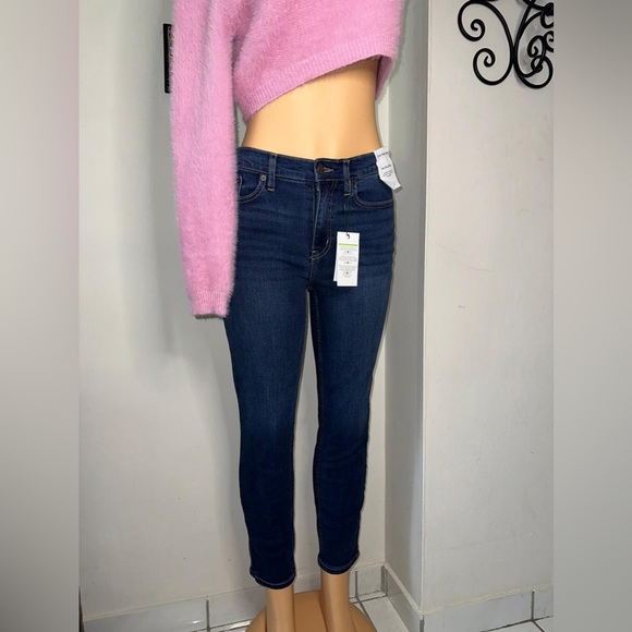 NWT CALVIN KLEIN JEAN MIDDLE RISE SKINNY STRETCH SIZE 10/30 - Picture 4 of 8